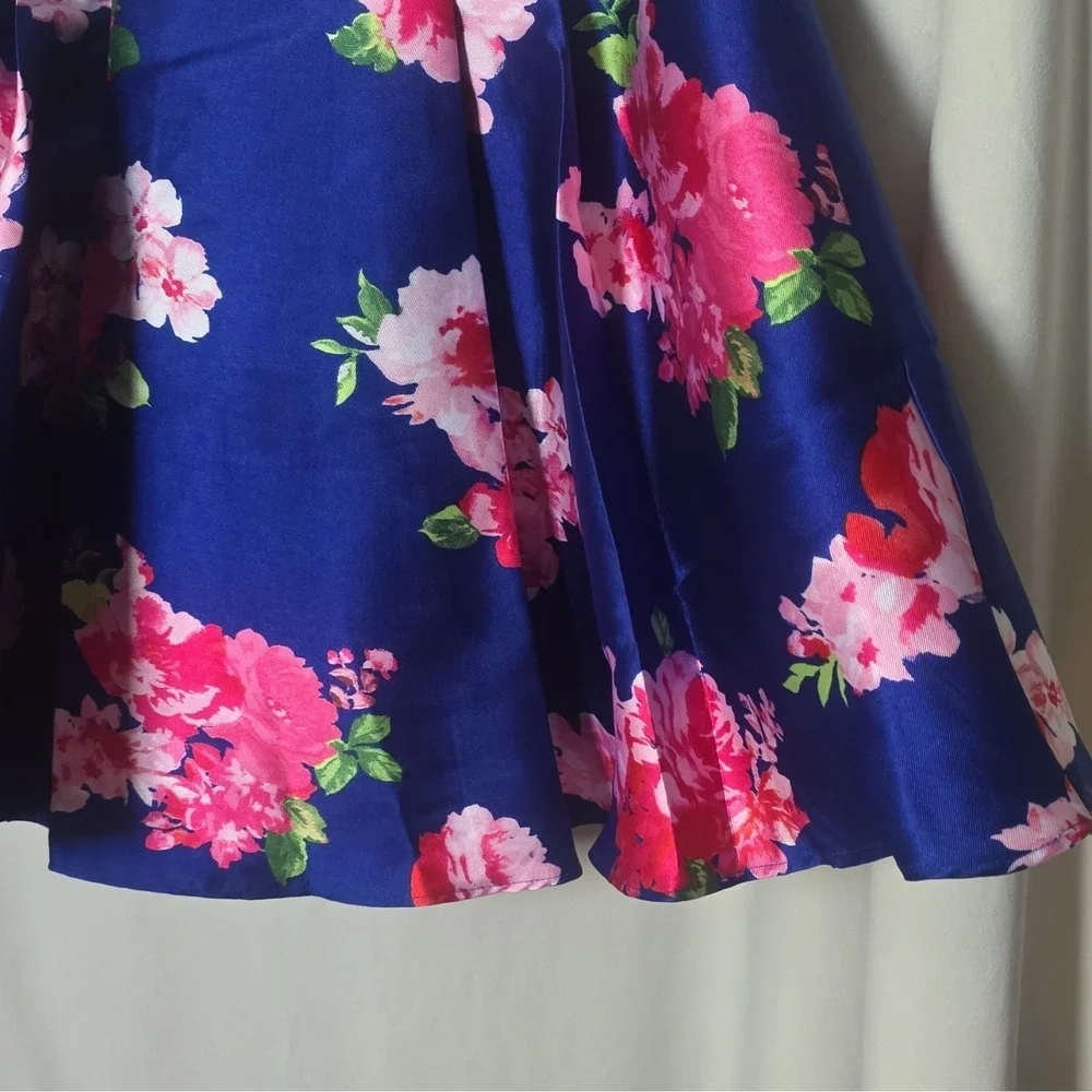 B. Darlin Blue Floral Flare/Pleated Lined Short Zip Up Skirt Girls 7/8